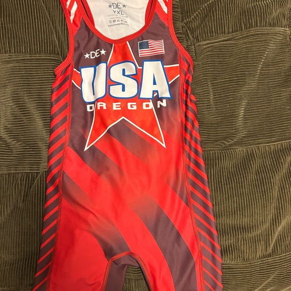 Lot of 3 YXL singlets in good condition. - Picture 2 of 10
